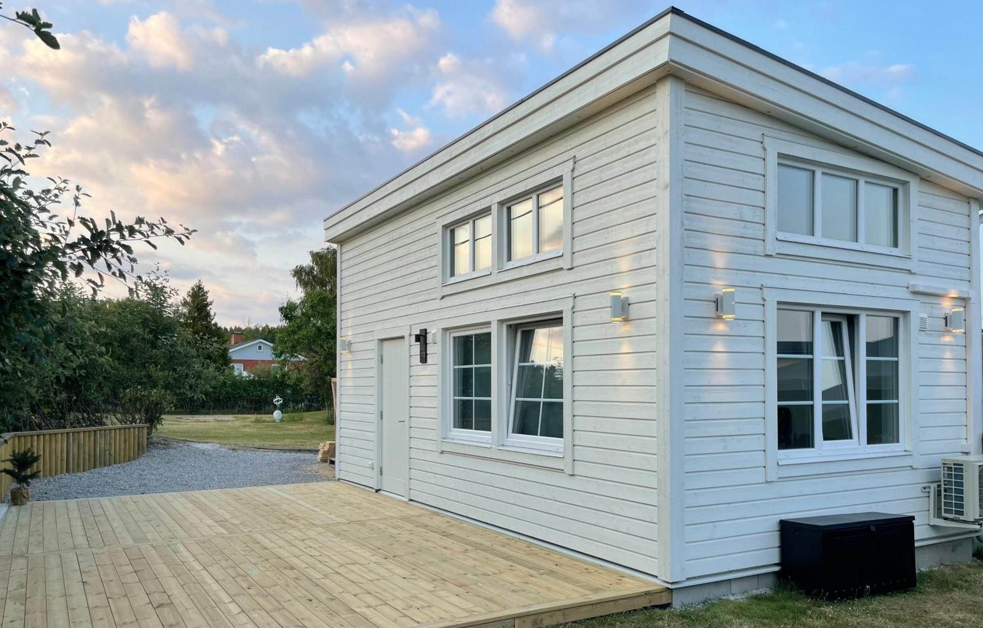 Villa Ett Nytt Fraesch Hus Utanfoer Stockholm Naera Arlanda Rosersberg Esterno foto