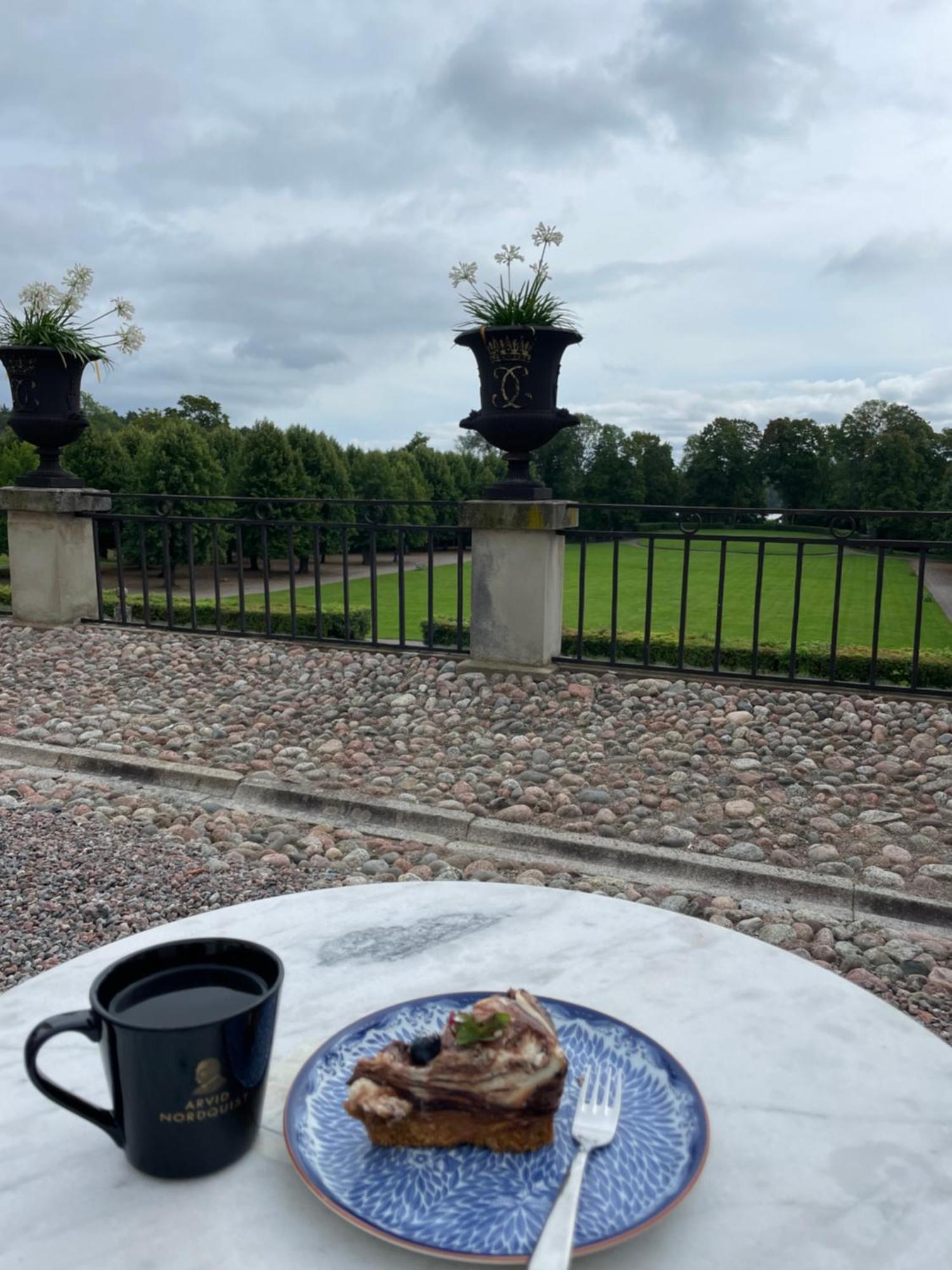Villa Ett Nytt Fraesch Hus Utanfoer Stockholm Naera Arlanda Rosersberg Esterno foto